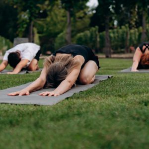 WineYoga <br>So. 07.06.2026 <br>Beginn 18:00 Uhr